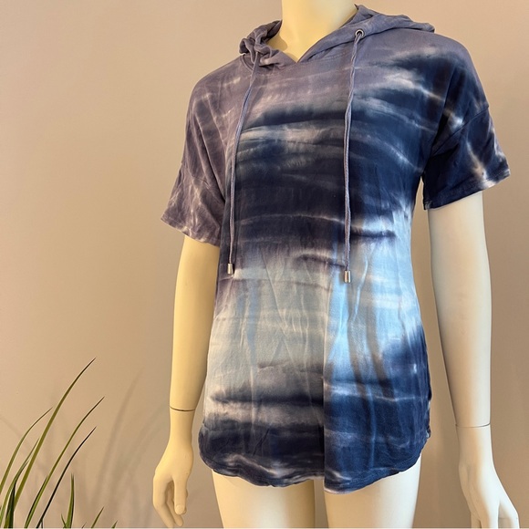 Tie-Dye Short sleeve hoodie - Picture 2 of 10